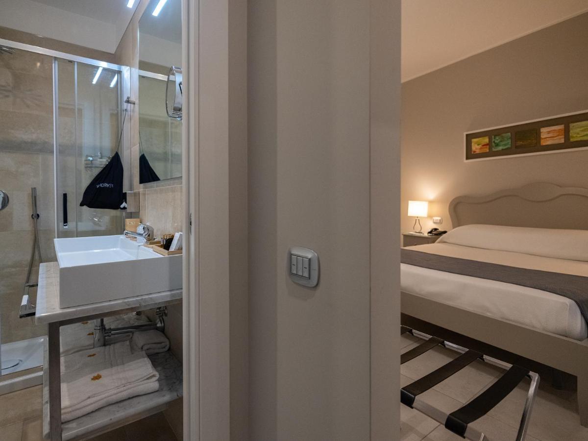 Hotel Residenza San Ferdinando 4*
